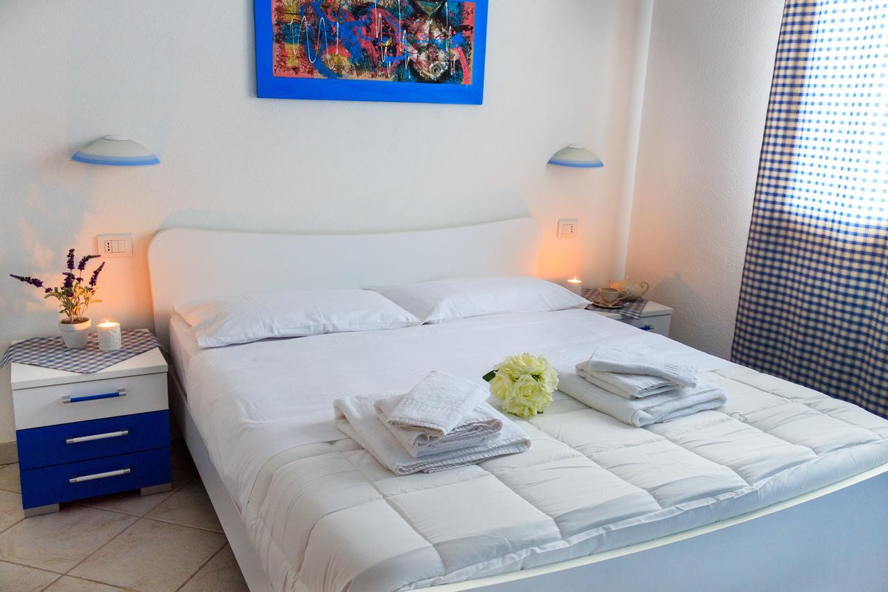 Sanpietroburgo 22 Apartment Olbia Bagian luar foto
