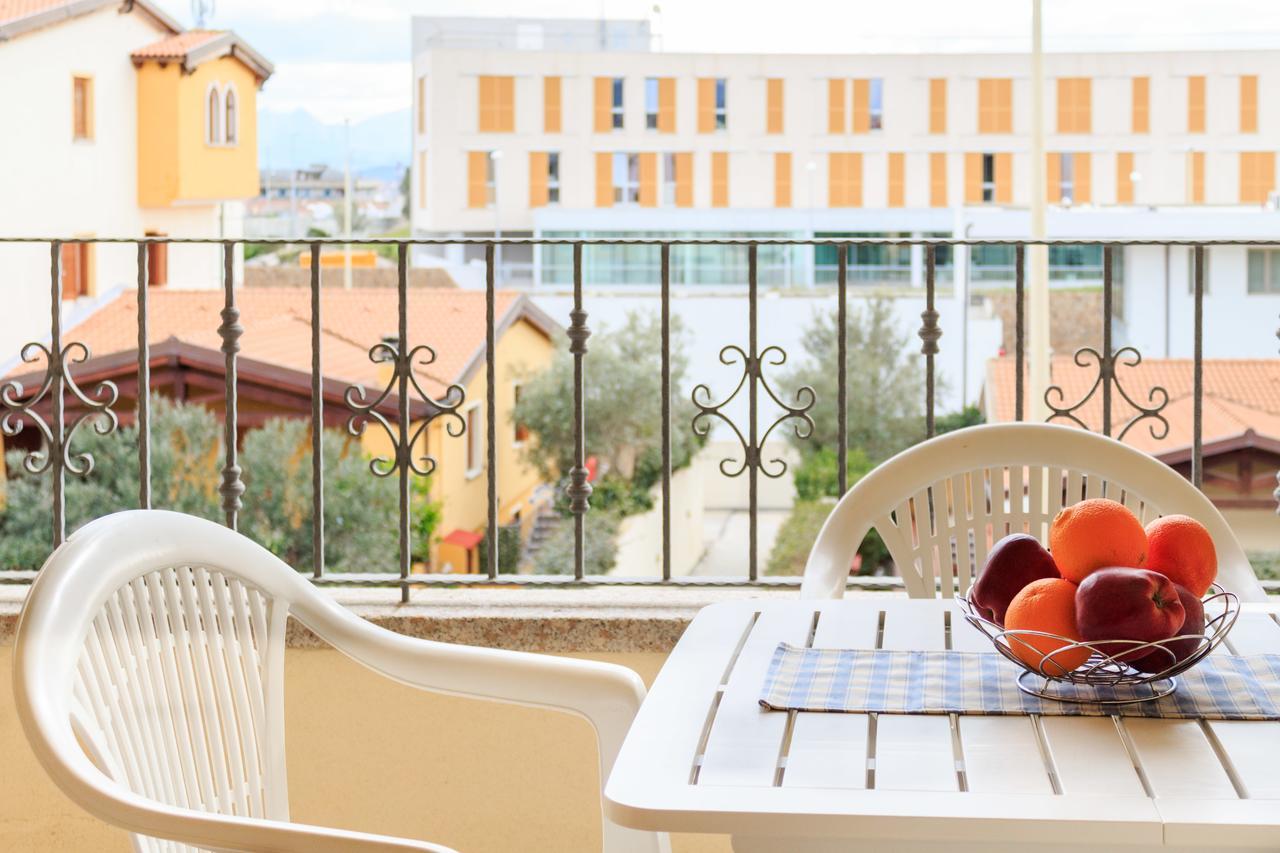 Sanpietroburgo 22 Apartment Olbia Bagian luar foto